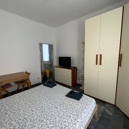 Bilocale Roggia Scagna 7 Apartment Milan Exterior photo